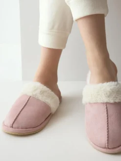 ACCESSORIES Slippers
