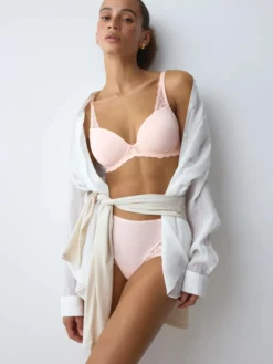 AMOURETTE SPOTLIGHT Wired padded bra