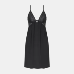 AURA SPOTLIGHT Nightdress