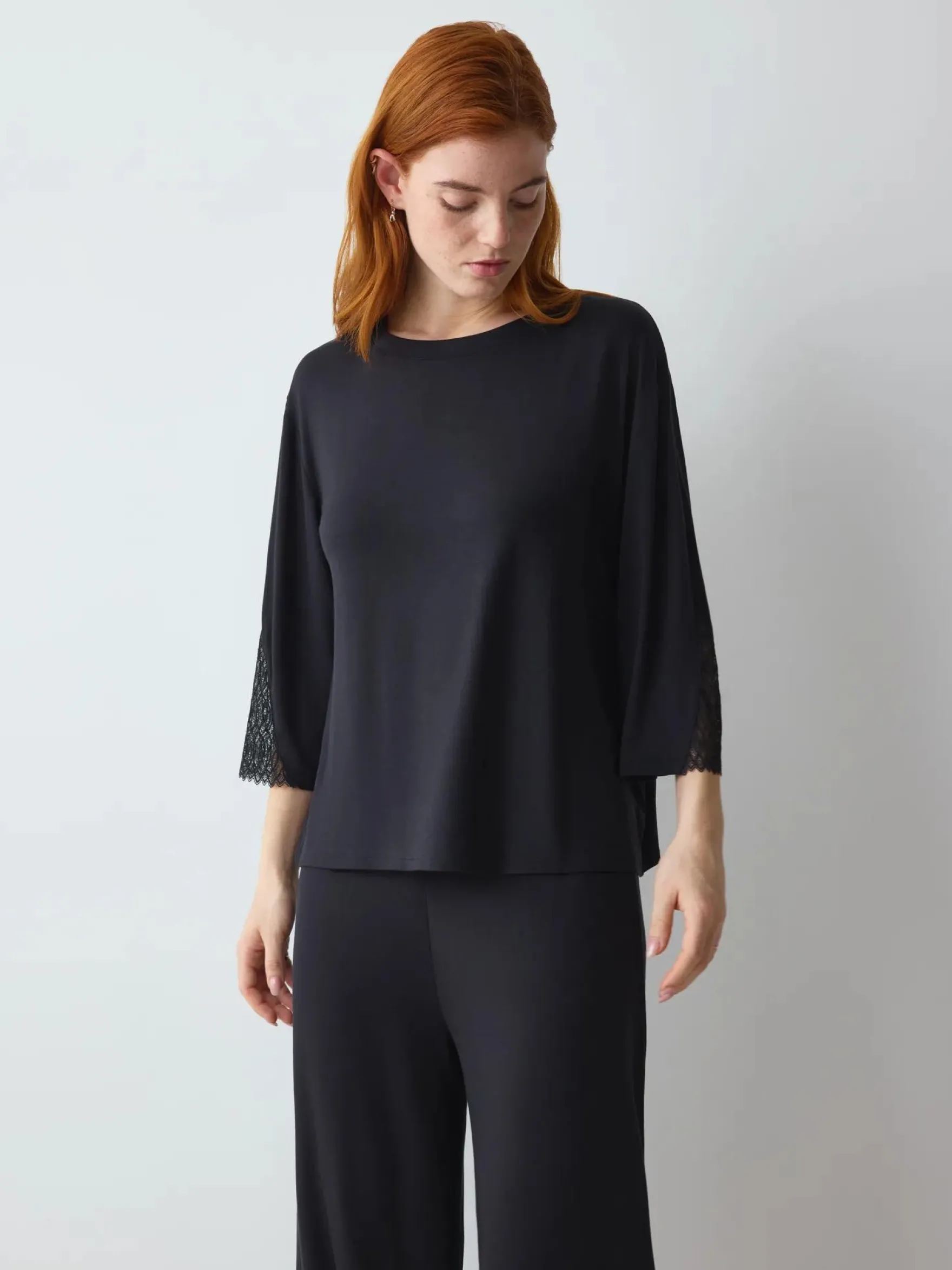AURA SPOTLIGHT Pyjama top