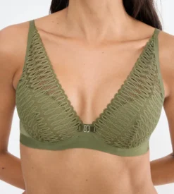 AURA SPOTLIGHT Wired padded bra