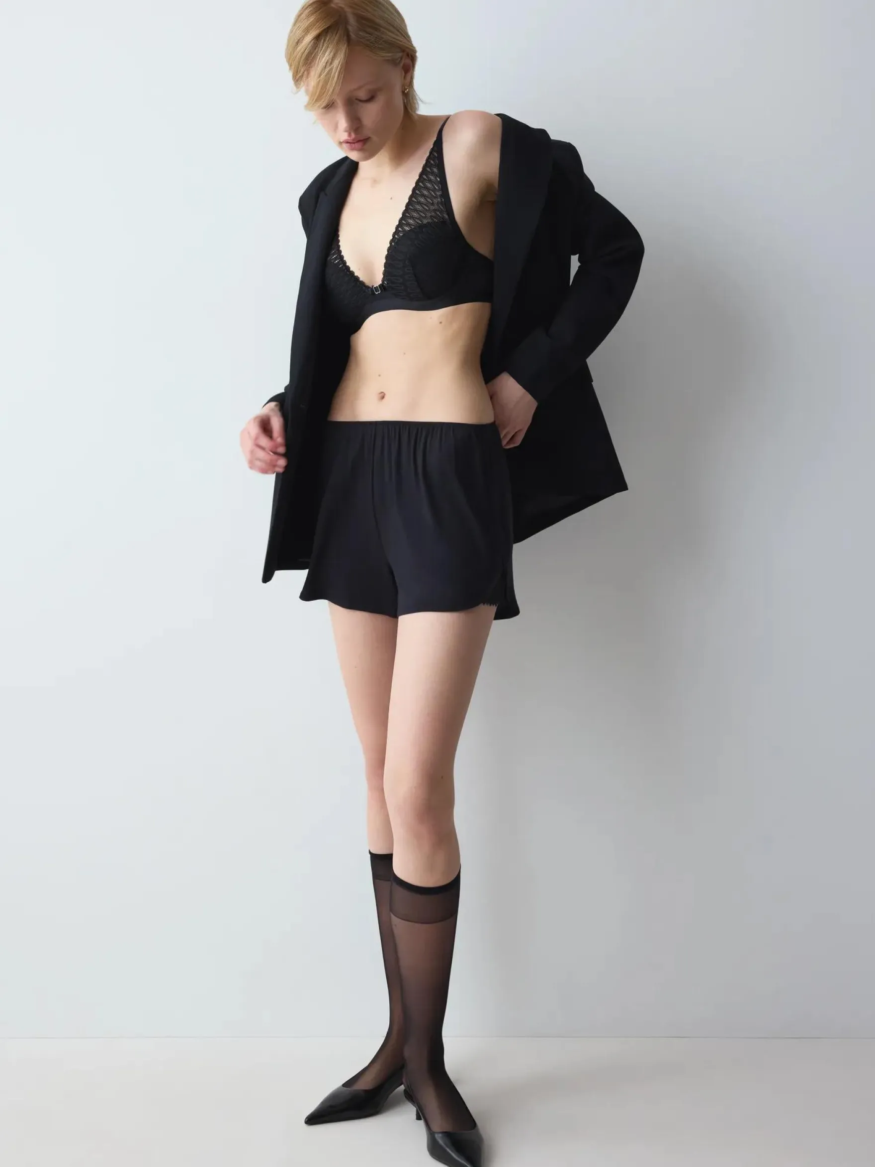 AURA SPOTLIGHT Wired padded bra