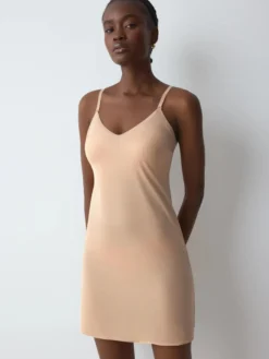 BODY MAKE-UP Dress