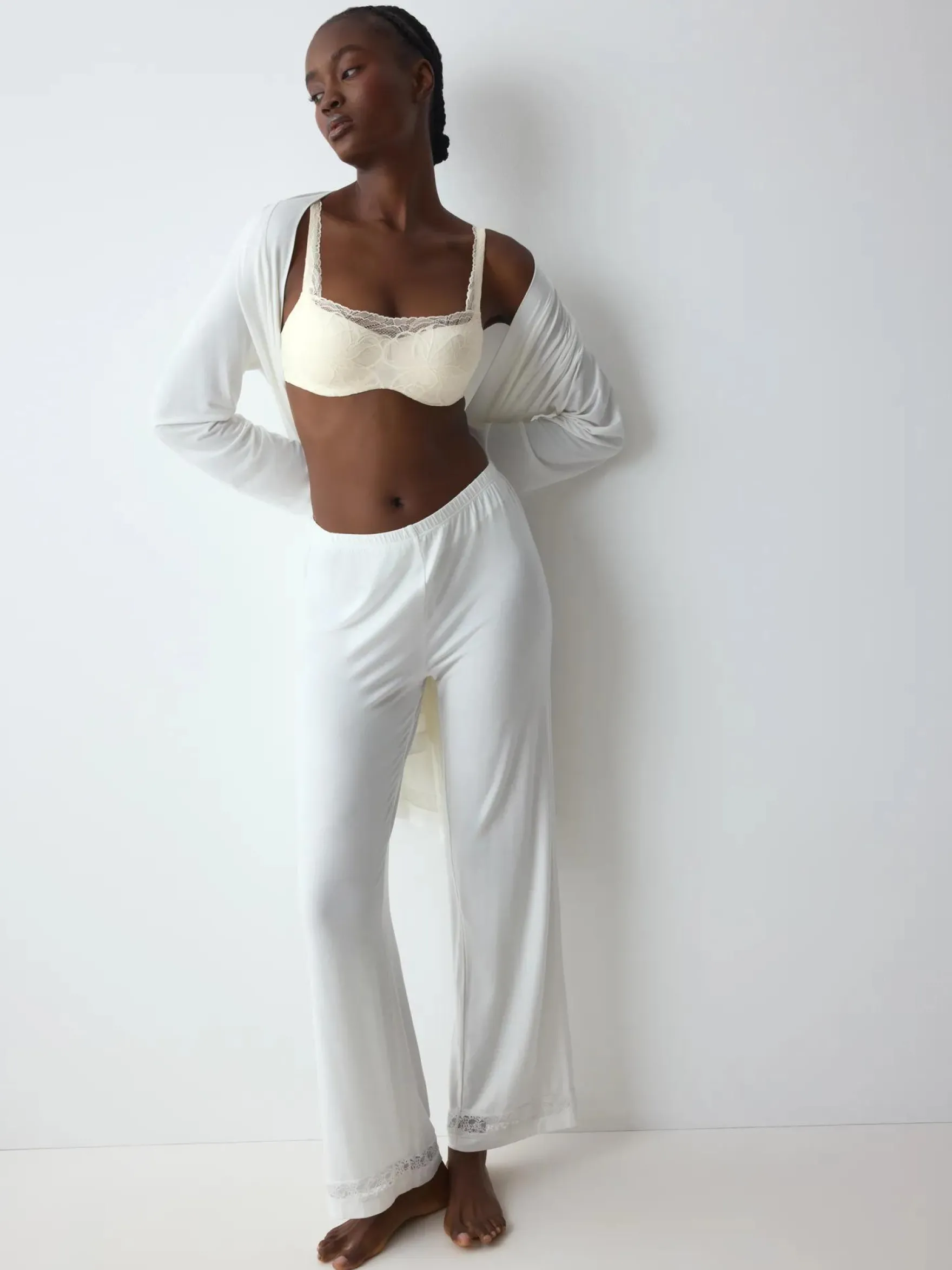 BODY MAKE-UP ILLUSION LACE Balconette bra