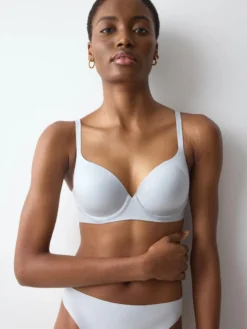 BODY MAKE-UP SOFT TOUCH Wired padded bra