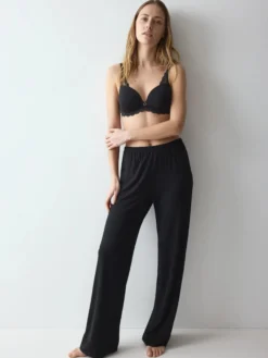 COMFORT ALLURE Trousers