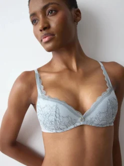 COMFORT ALLURE Wireless Push-up bra