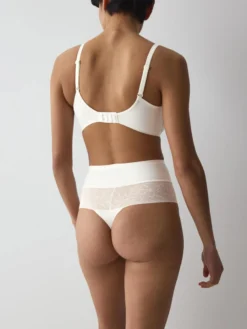 COMFORT CONTOUR String