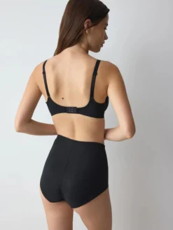 CONTOURING SENSATION Minimizer bra