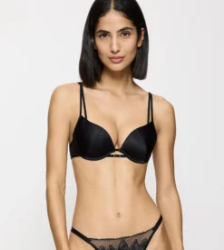 CRAZY STUPID LOVE Push-up bra