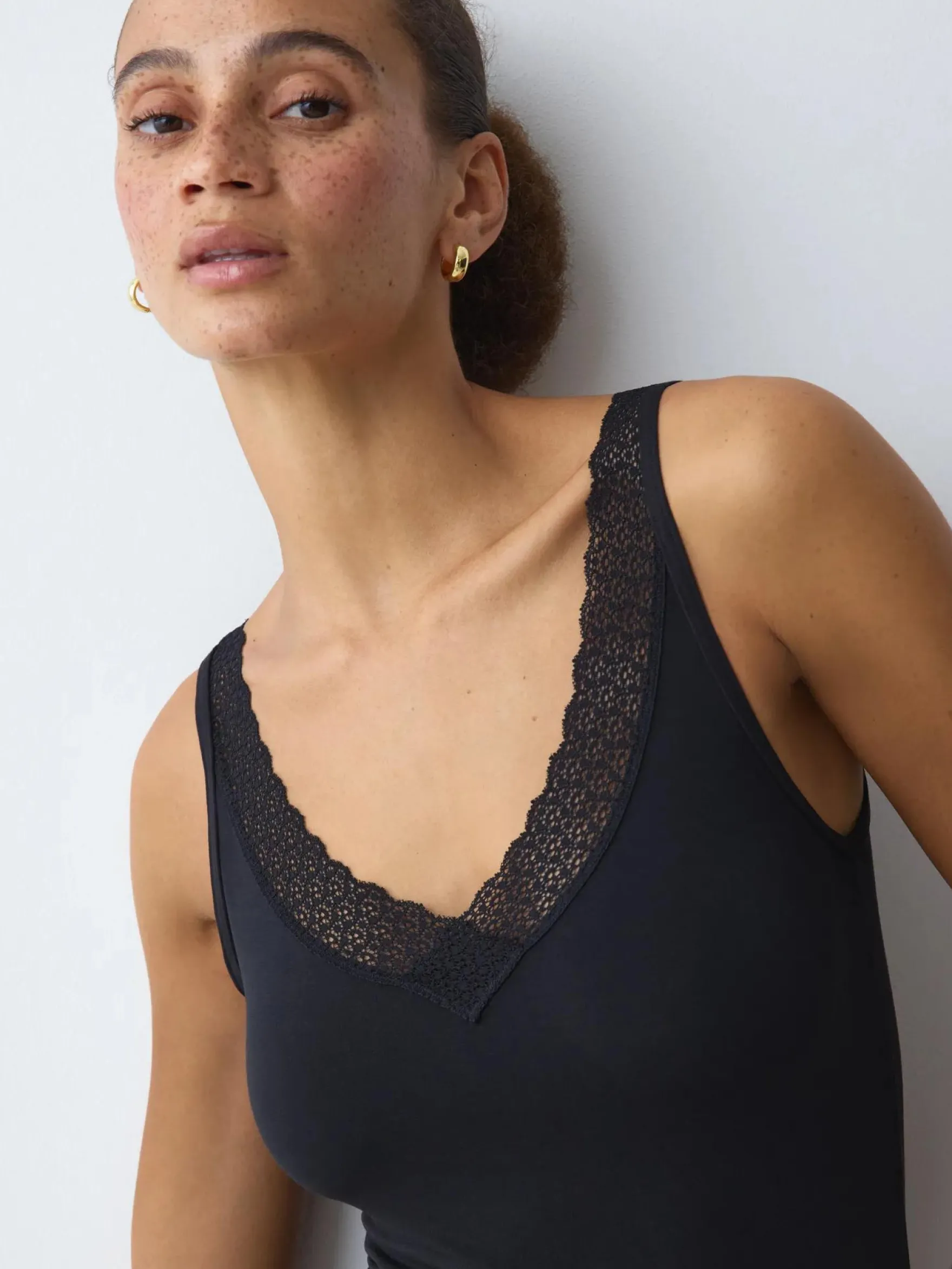 FEEL OF MODAL Tank top