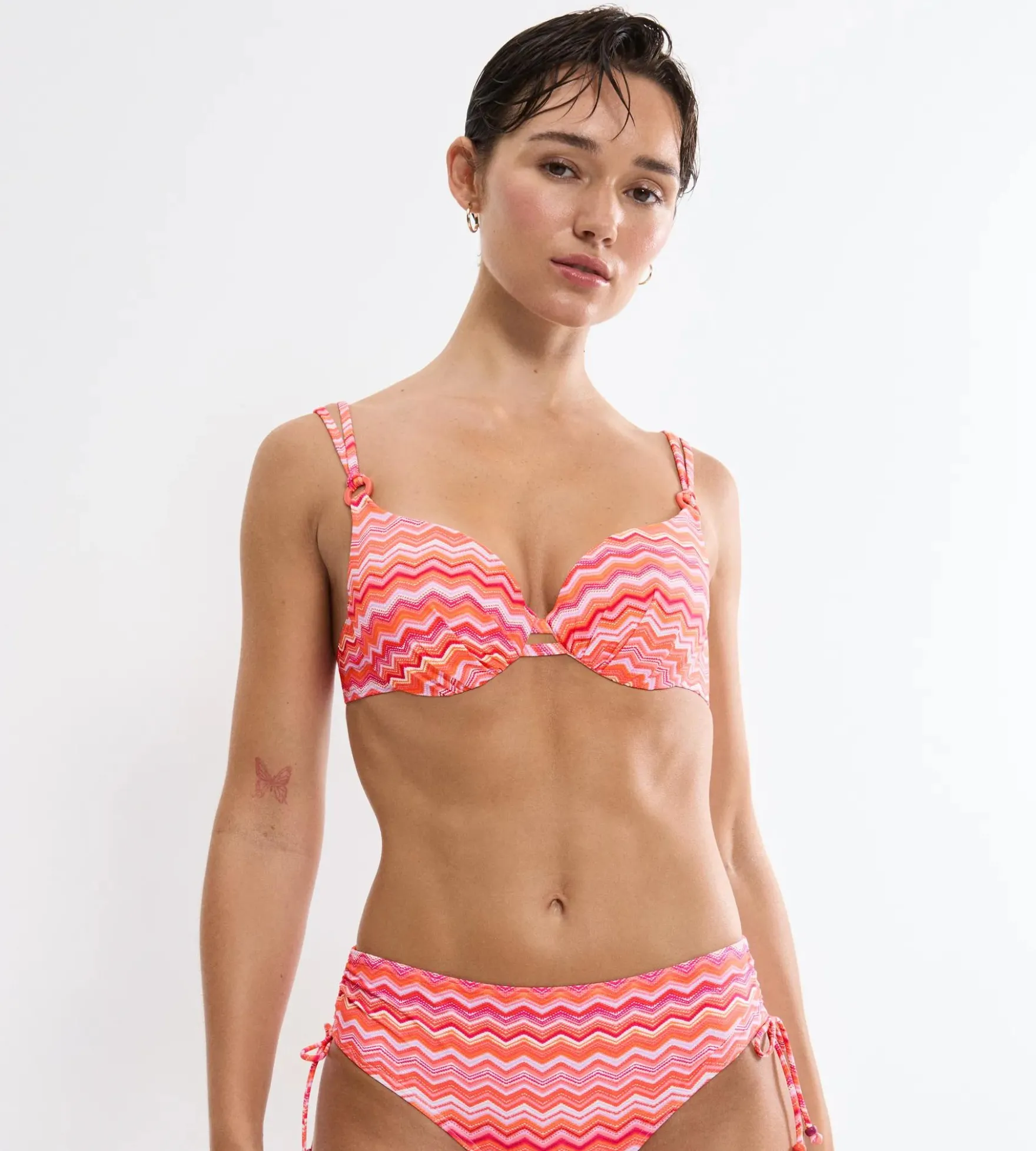 MIX & MATCH SUMMER Wired bikini top with padded cups