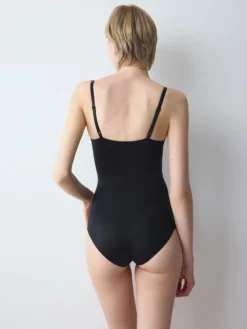 MODERN FINESSE Wired body