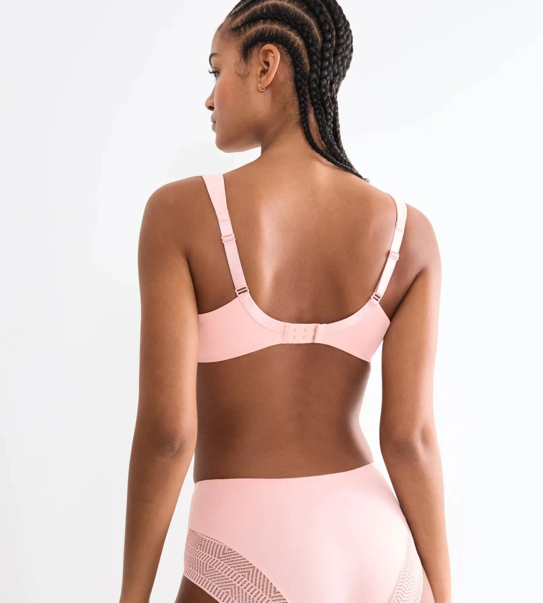 SHAPING IMPRESSIONS Minimizer bra
