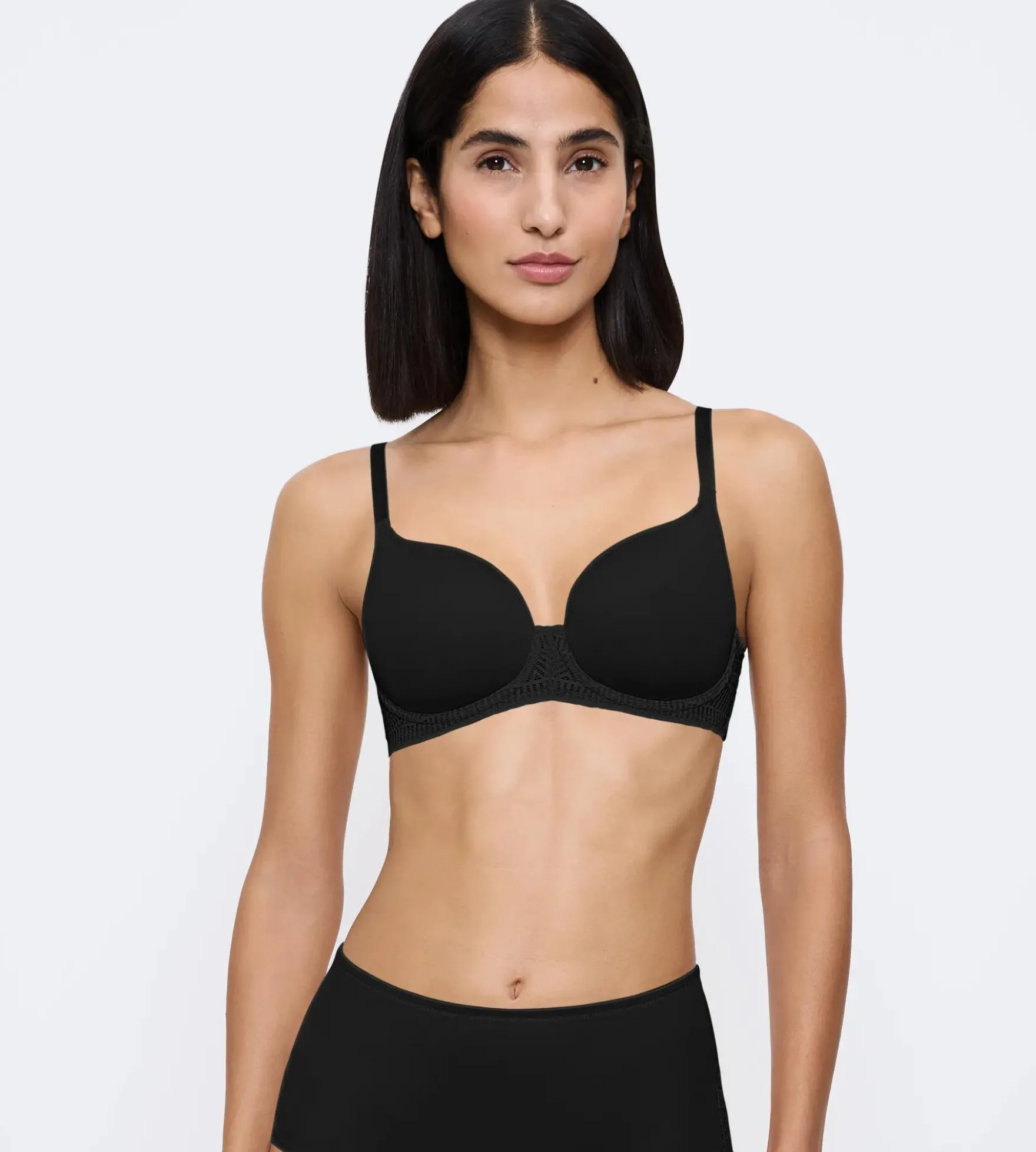 SHAPING IMPRESSIONS Wired padded bra