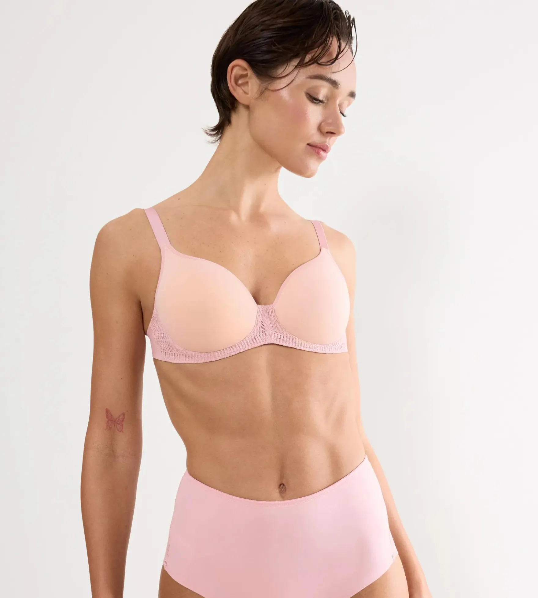 SHAPING IMPRESSIONS Wired padded bra