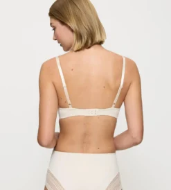 SHAPING IMPRESSIONS Wired padded bra