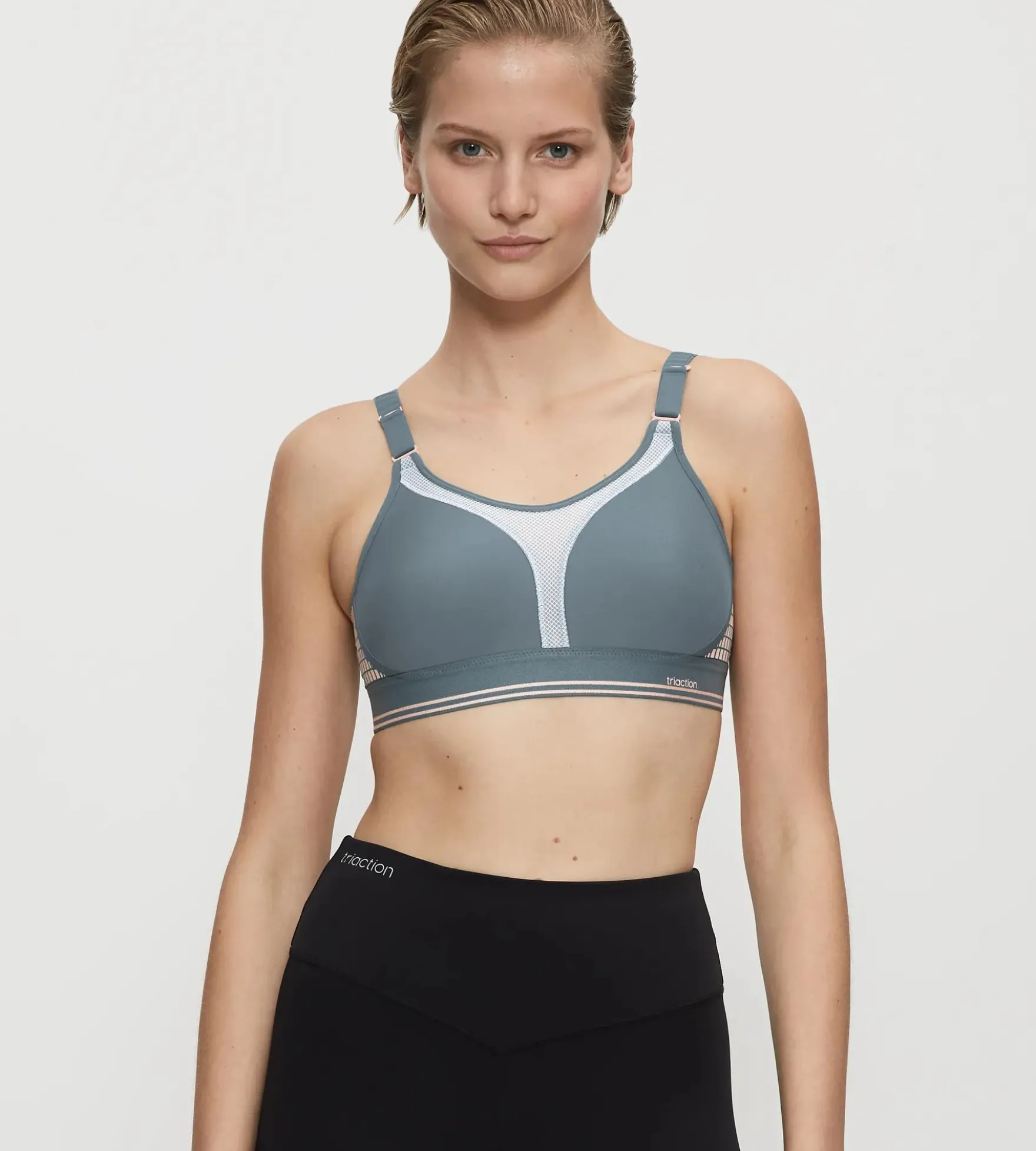 TRIACTION EXTREME LITE Sports bra