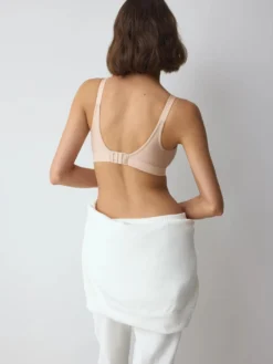 TRIACTION WELLNESS Sports bra