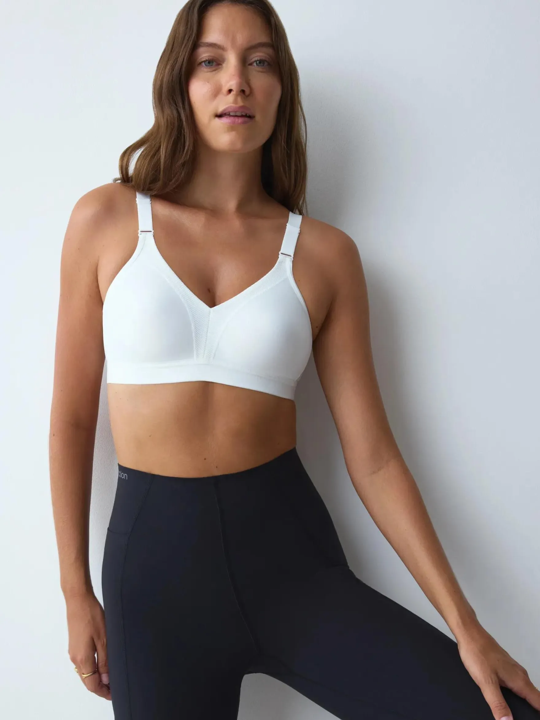 TRIACTION WELLNESS Sports bra